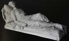 Κοιμωμένη - Sleeping Female Figure by Yannoulis Halepas _ Γιαννούλης Χαλεπάς