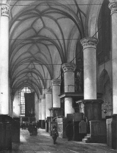 Interieur van een kerk te Alkmaar by Anthonie Waldorp